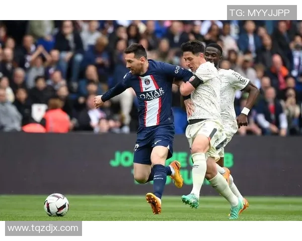 足总杯激战切尔西与巴黎圣日耳曼战成平局补时进球引发全场狂欢